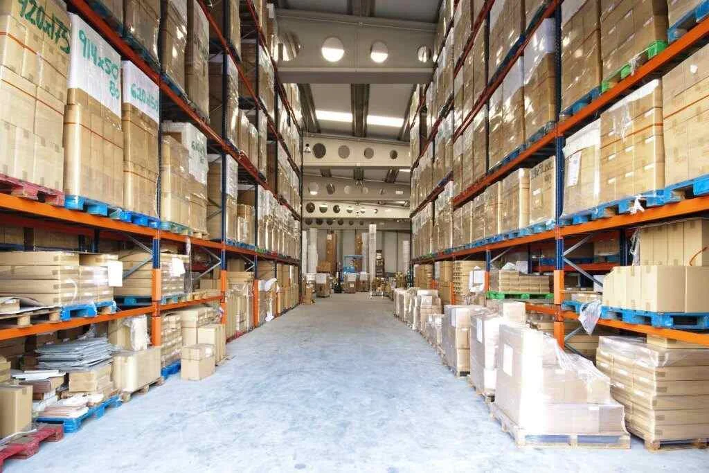 شركة نقل وتخزين عفش بالرياض