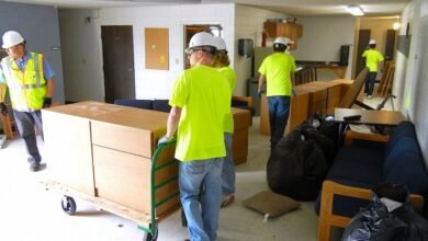 عمال لنقل العفش بالرياض